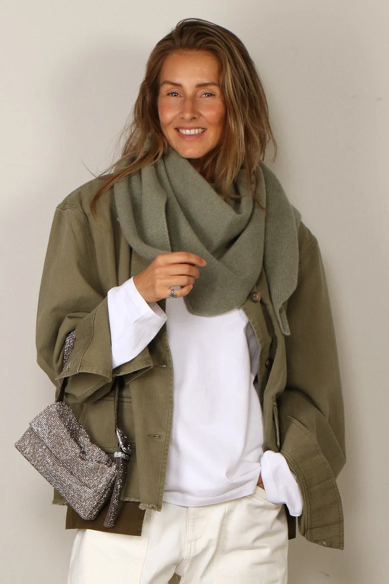 Extreme Cashmere - Sjaal - 201 Witch 2 - Hemlock