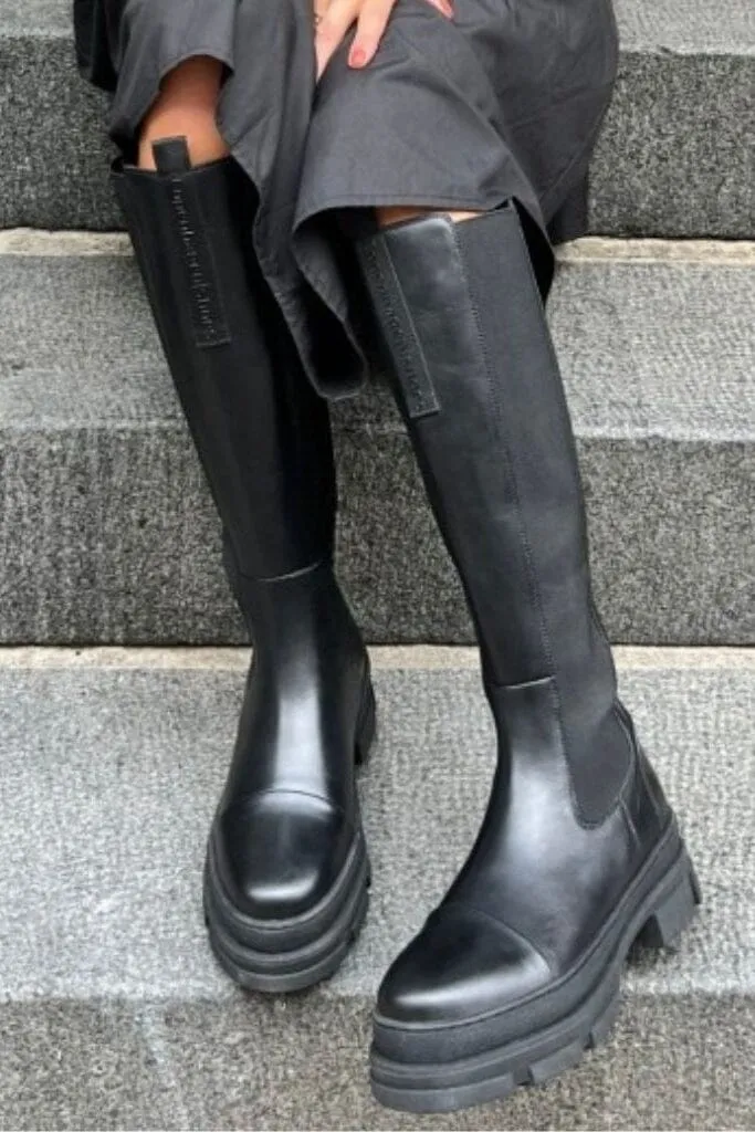 Copenhagen Shoes - Follow Me Zipper CS7775 - 002 - Black (With Black Stiches)