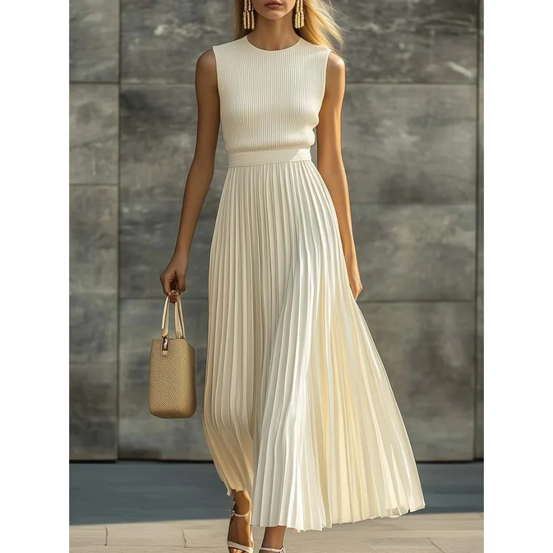 Bernadette - crèmekleurige plissé maxi-jurk voor dames