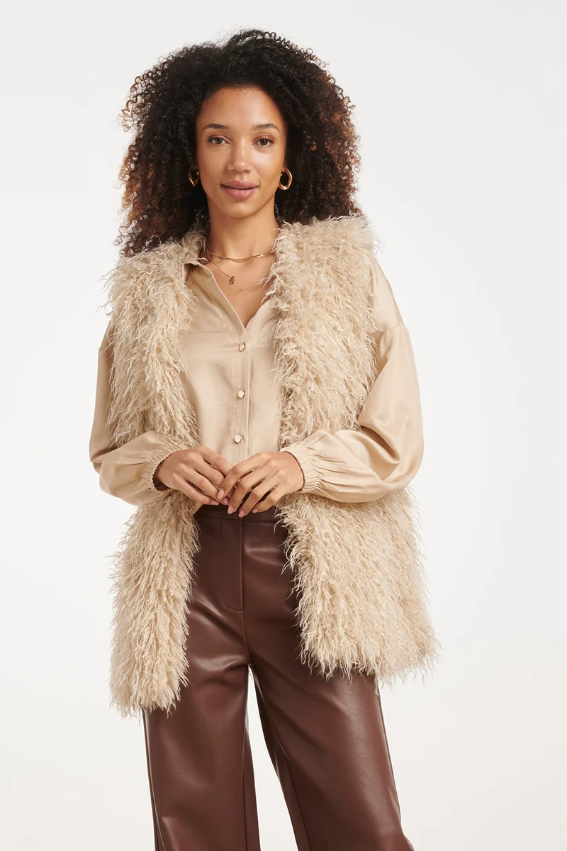 Luxe Faux Fur Gilet Met Lange Lengte | Sand