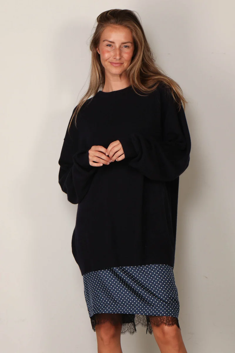 Extreme Cashmere - Sweater - 476 April - Navy