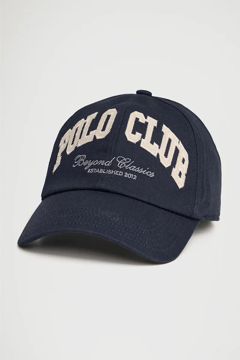 Gorra azul marino de seis paneles con logo Polo Club