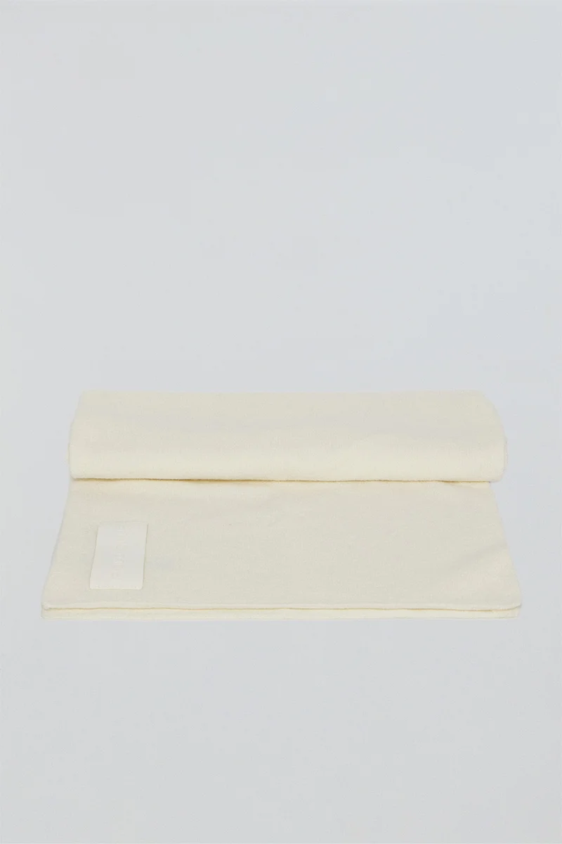 Bufanda Sina beige con detalles Polo Club