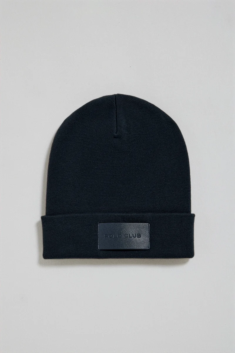 Gorro Vito azul marino con detalle de etiqueta Polo Club