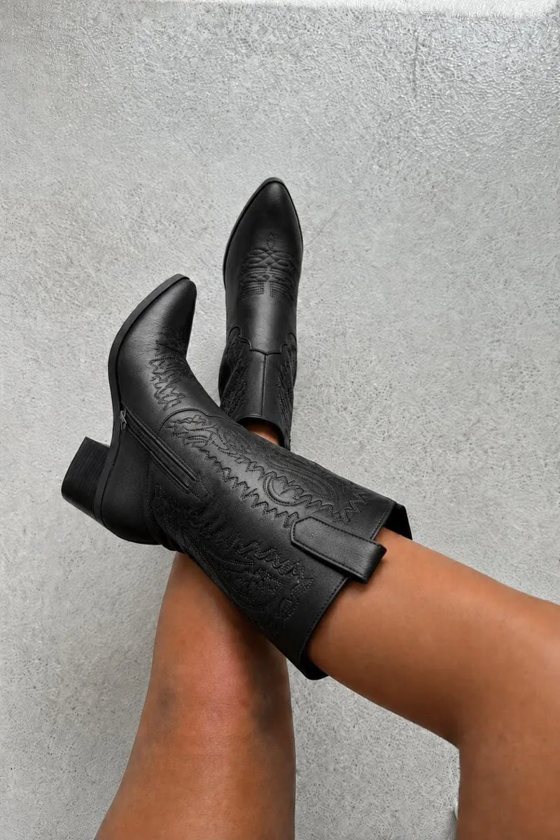 Bloom - Lupine Boots - Black