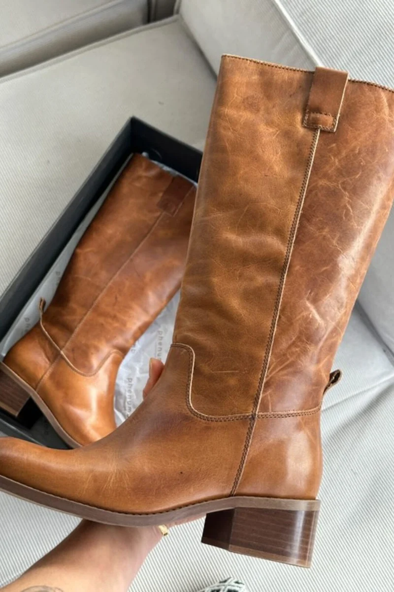 Phenumb Copenhagen - Martina Long - Cognac