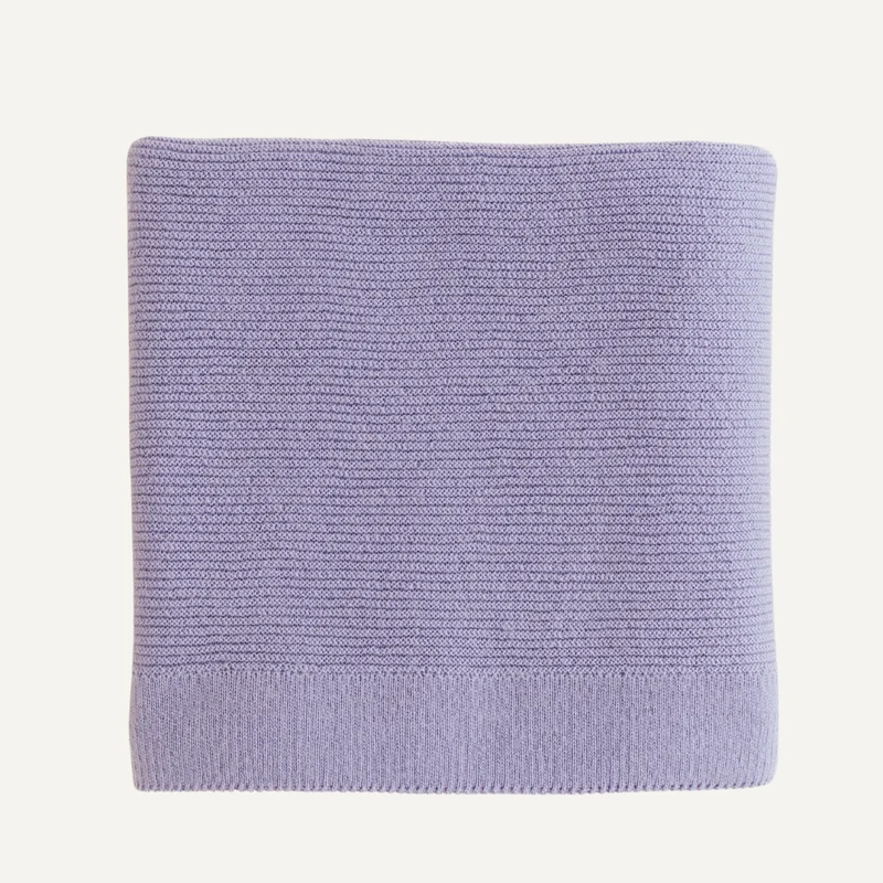 Hvid gust deken lilac