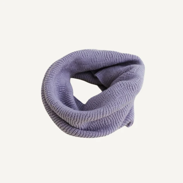 Hvid sjaal gigi lilac