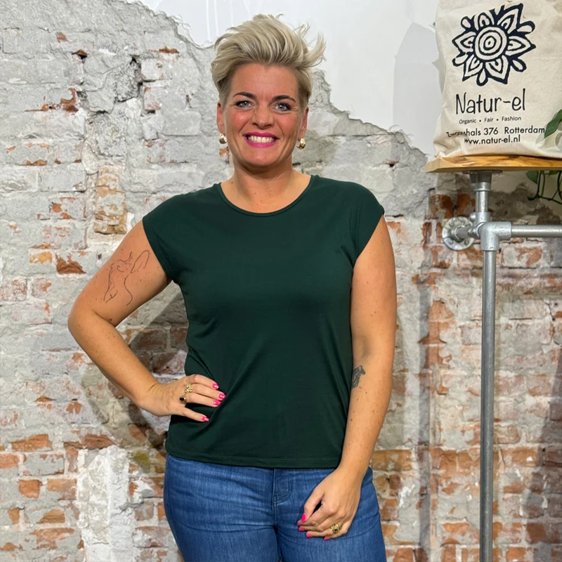 RECOLUTION shirt met kapmouw MITHILA GREEN ecovero