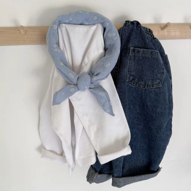 Blauwe bloemenprint sjaal voor baby en kids