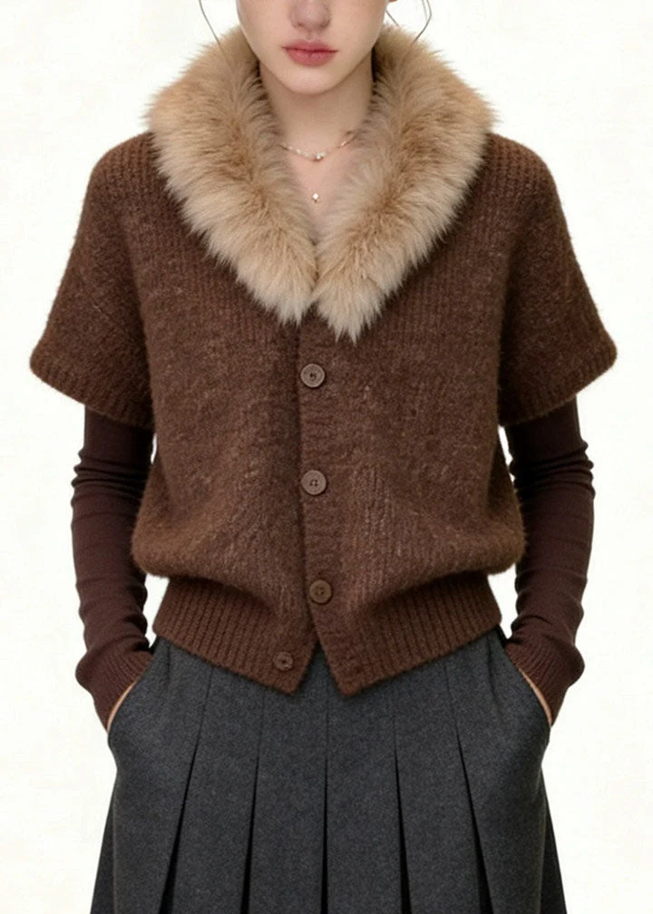 Luxe Gebreide Dames Cardigan met Korte Mouwen en Bontkraag – Bruin Vest