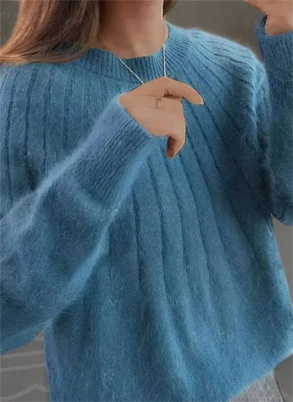 Women's Soft Knitted Oversized Sweater with Ribbed Texture