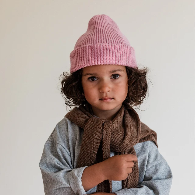 Hvid beanie fonzie kids cotton candy