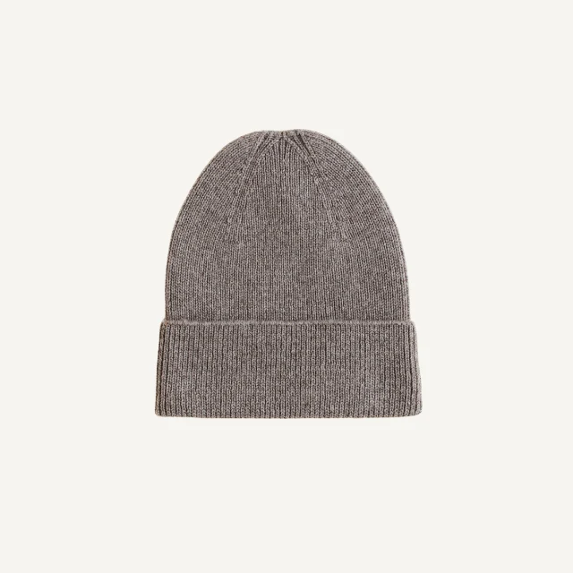 Hvid beanie fonzie newborn otter