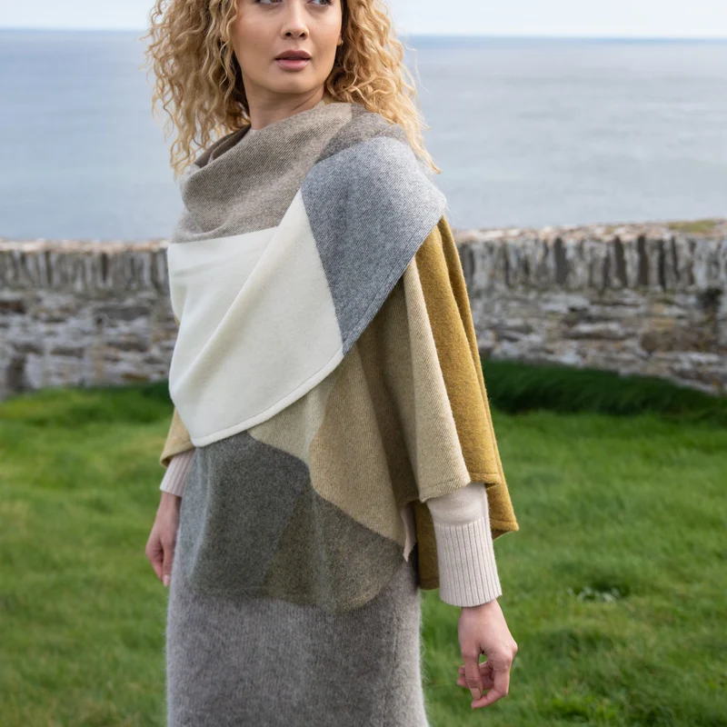 John Hanly Sue Cape 712
