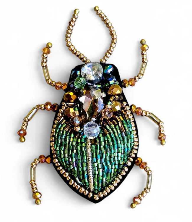 FAIRTRADE broche KEVER GROEN met pailetten en kralen