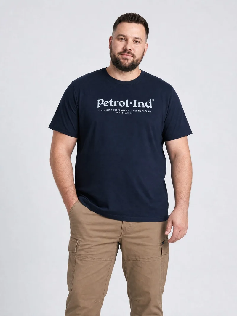 Plus Size T-shirt met print gibson
