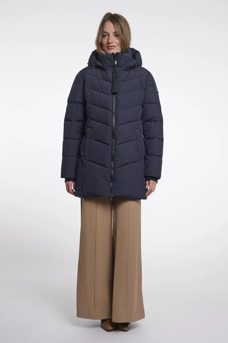 Padded jacket with detachable