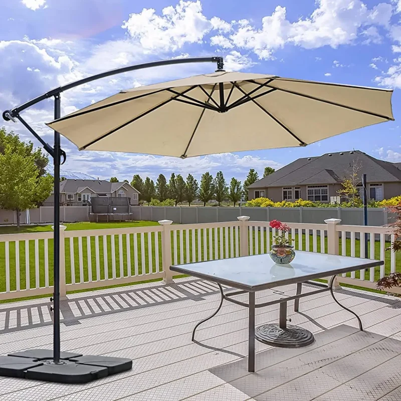 Moderne parasol met zwengelmechanisme