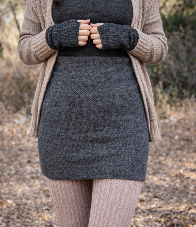 DE COLORES nierwarmer alpaca GRIJS ZWART 13 REVERSIBLE