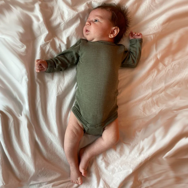 ENGEL baby romper wol zijde met LANGE MOUW effen OLIJF