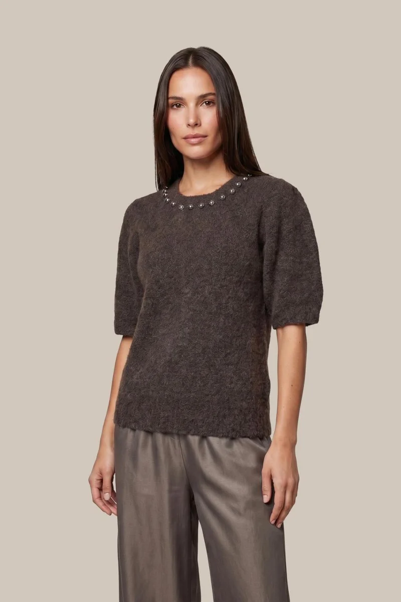 Eiléan knitting sweater