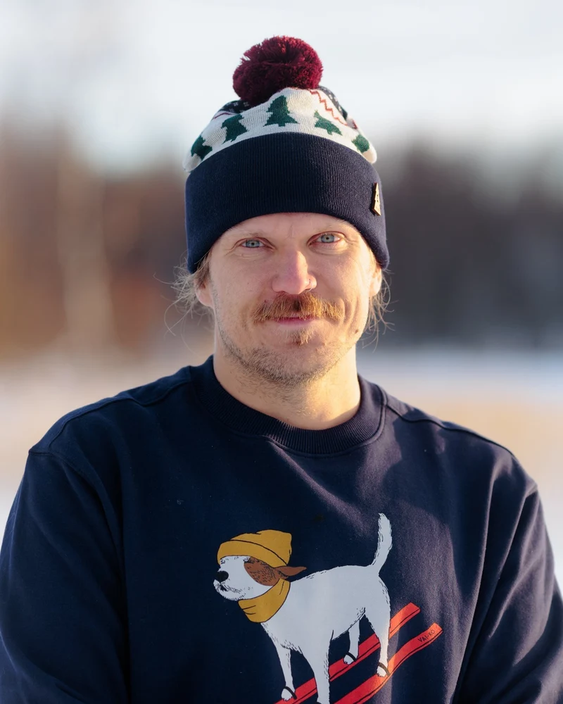 Kuuset Beanie POM