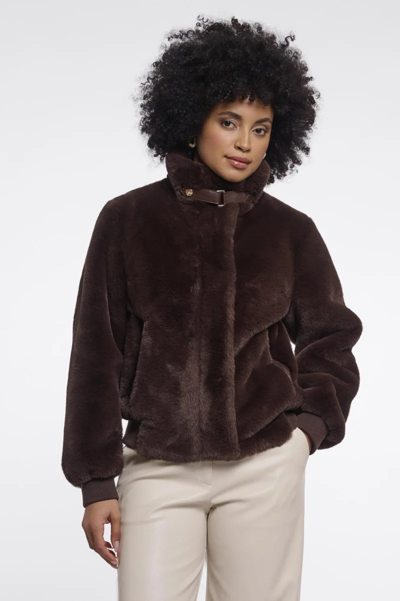 Short faux fur jacket