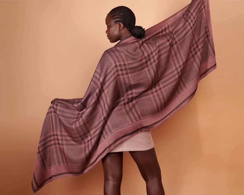 Jacquard Cashmere & Silk Scarf in mauve