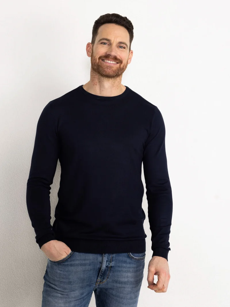 Essential Crewneck Knit
