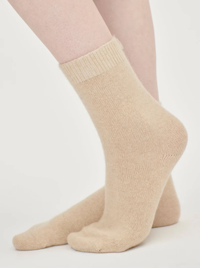 Natural Color Cashmere Unisex Rib Knit Bed Socks