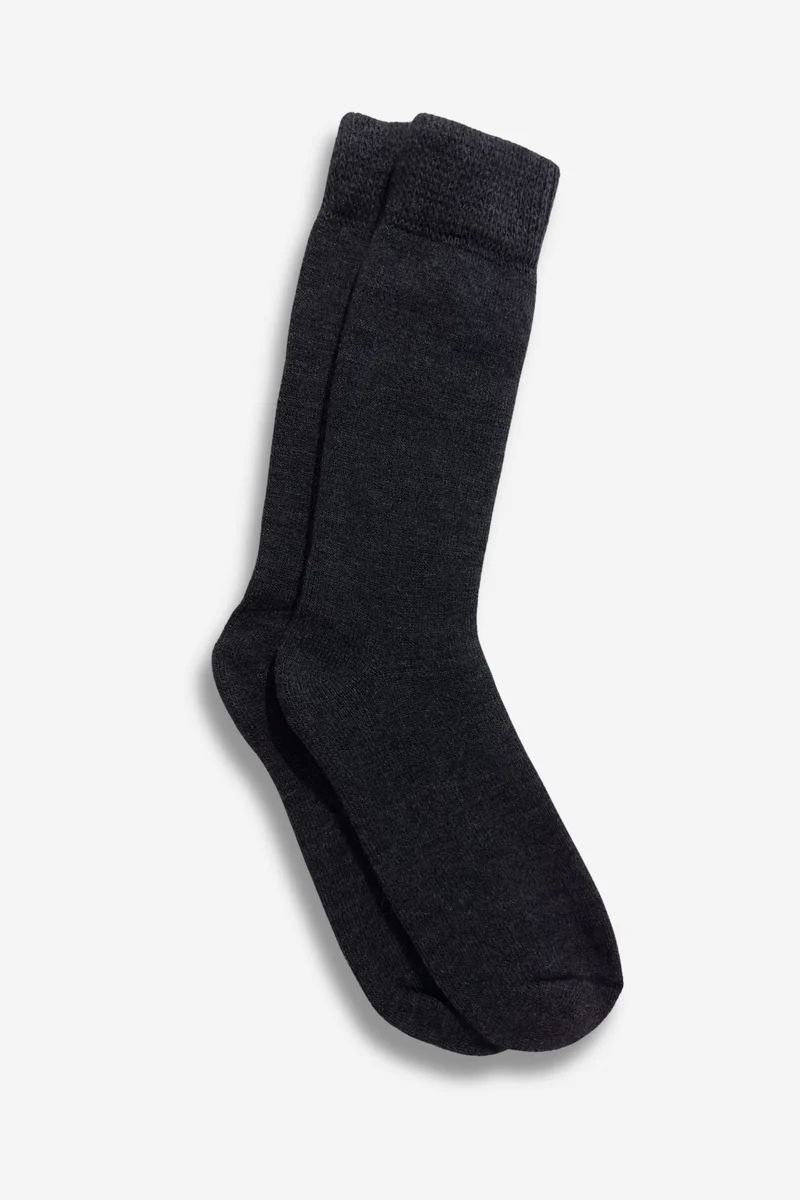 FUZZY CHARCOAL GREY SOCKS - ALPACA