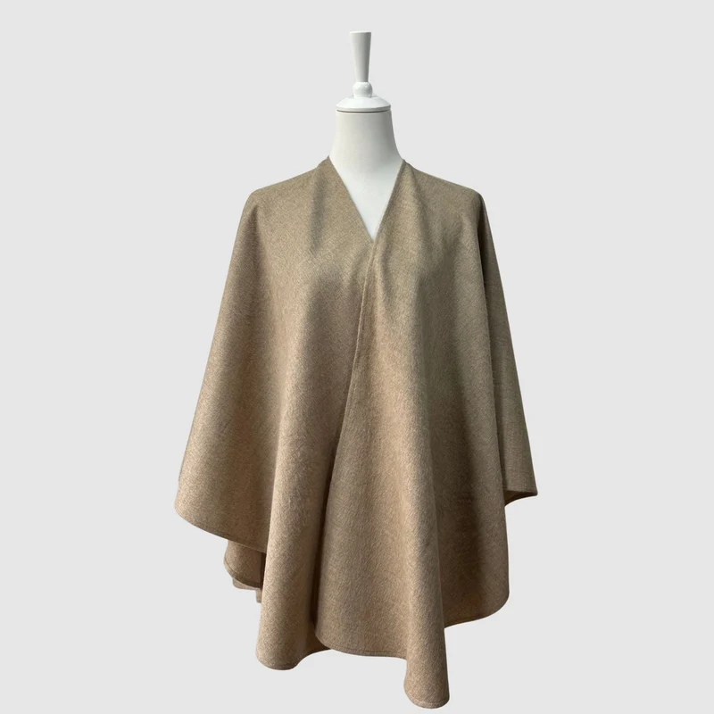 CAPE "MOON" BROWN - BABY ALPACA