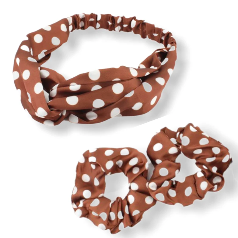 Set bruin met witte dots haarband / bandana met 2 scrunchies