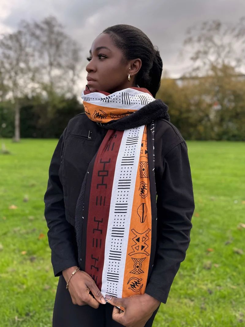 Warme Afrikaanse print sjaal Unisex - Smal model - Bruin Bogolan Symbolen