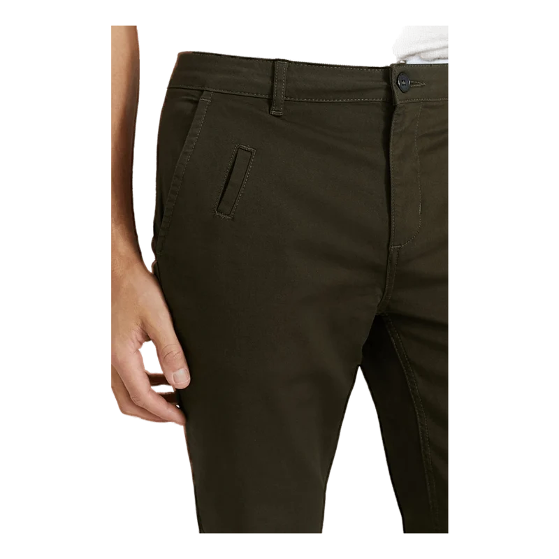 Nick Chinos New