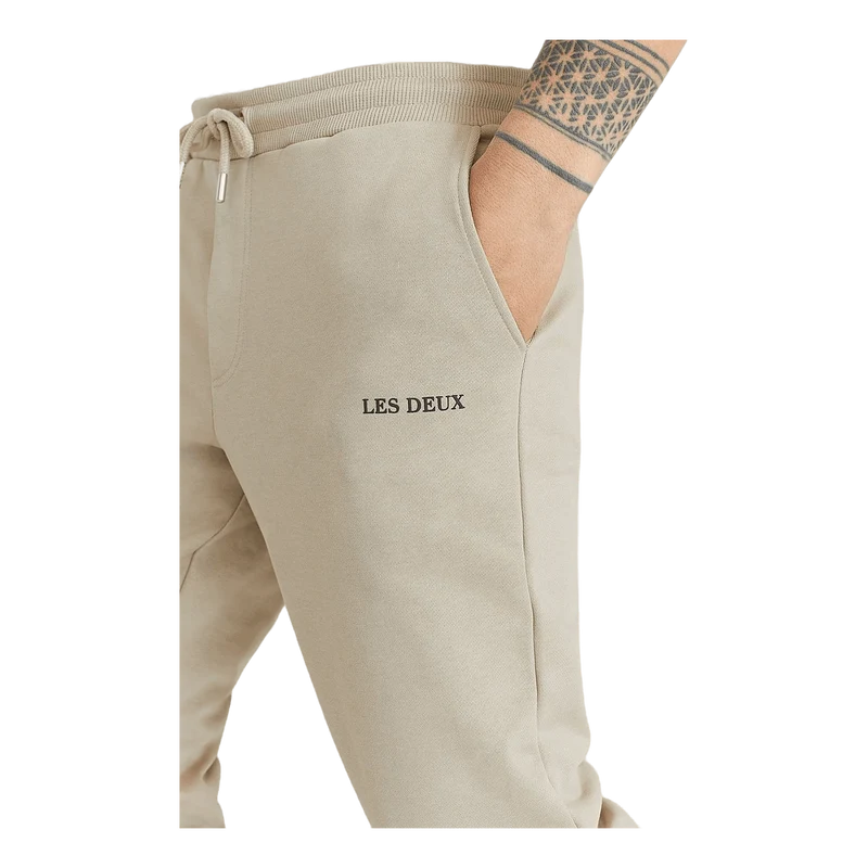 Les Deux Lens Sweatpants