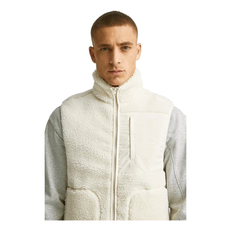 Studio Total Studio Total Pile Vest
