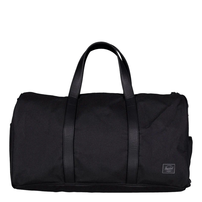 Herschel Novel™ Duffle Black Tonal